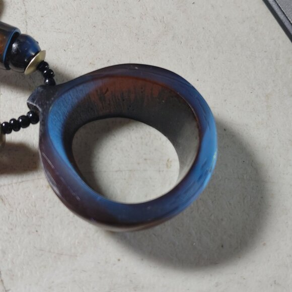 Brown Tan Horn Pendant Necklace Vintage Seed Beaded Strand Barrel Clasp Resin - Picture 5 of 16